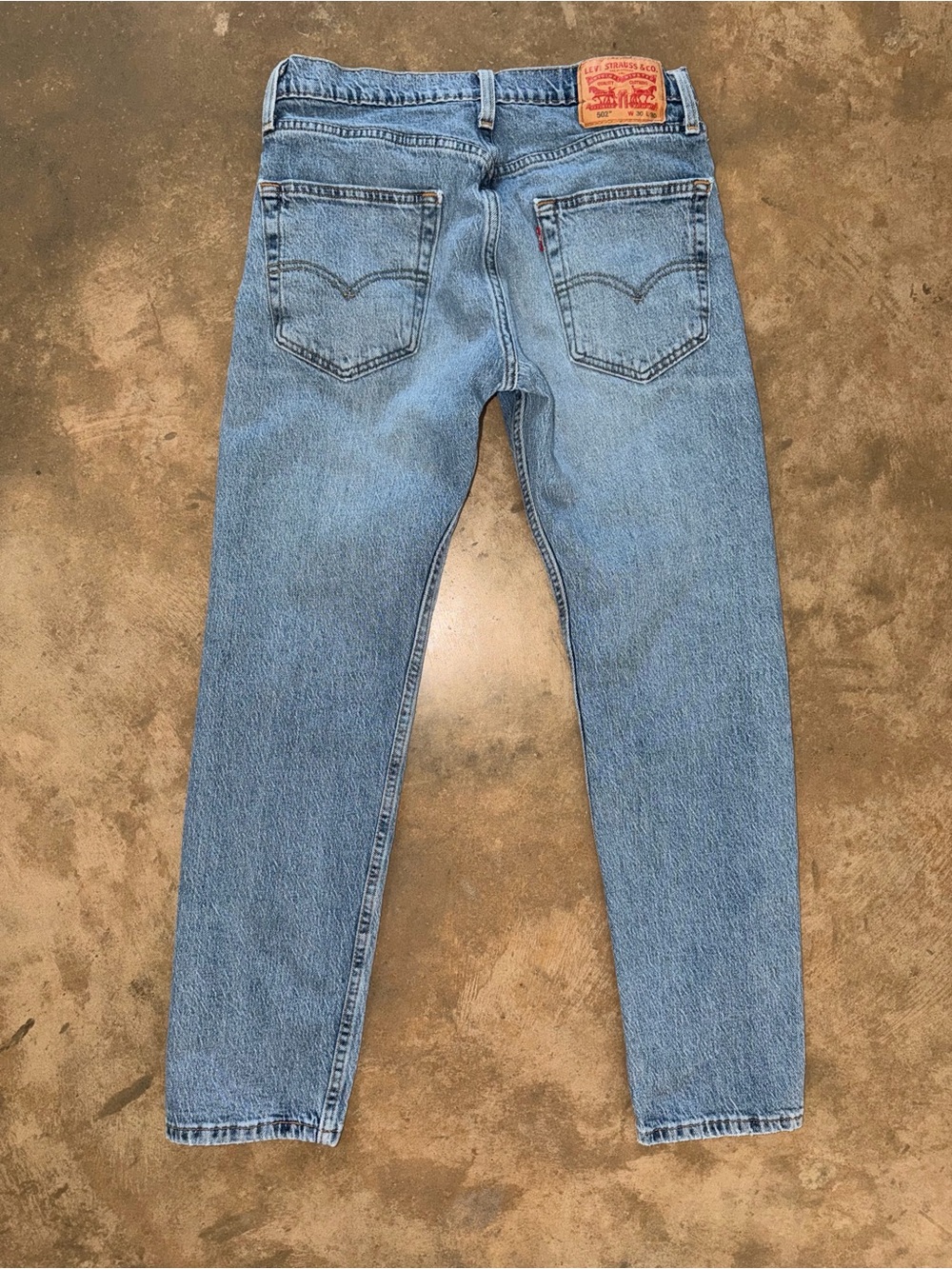 Levi’s 502 Taper Jeans Men’s W30 L30 Light Wash Denim Classic Cotton - Picture 2 of 14
